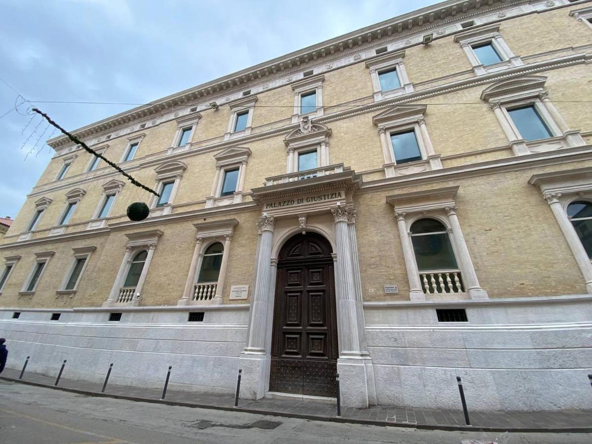 Casa Ohana Ancona Exteriör bild